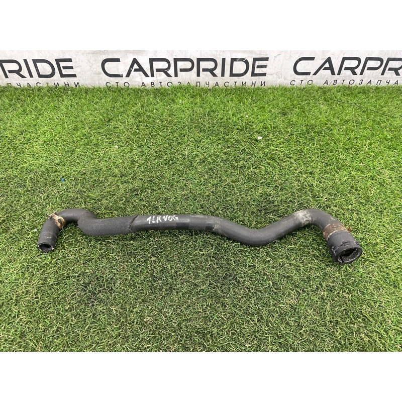 Патрубок (система охлаждения) LAND ROVER Range Rover L405 2016 5.0 LR034625