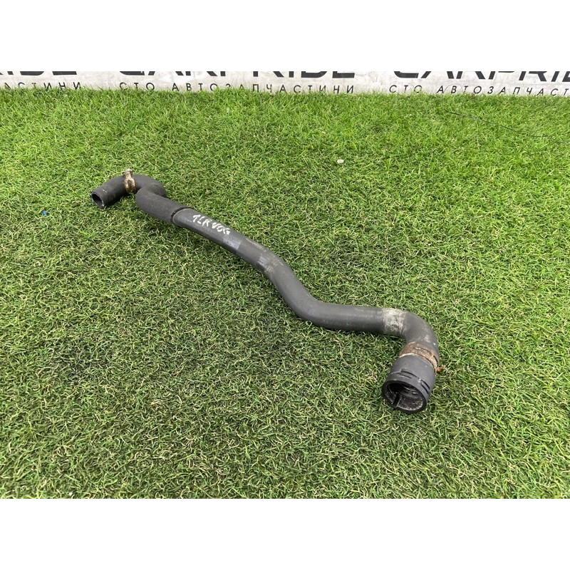 Патрубок (система охлаждения) LAND ROVER Range Rover L405 2016 5.0 LR034625