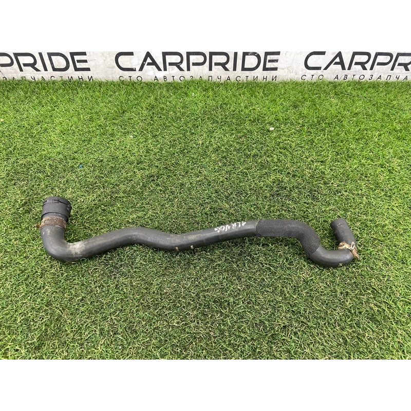 Патрубок (система охлаждения) LAND ROVER Range Rover L405 2016 5.0 LR034625