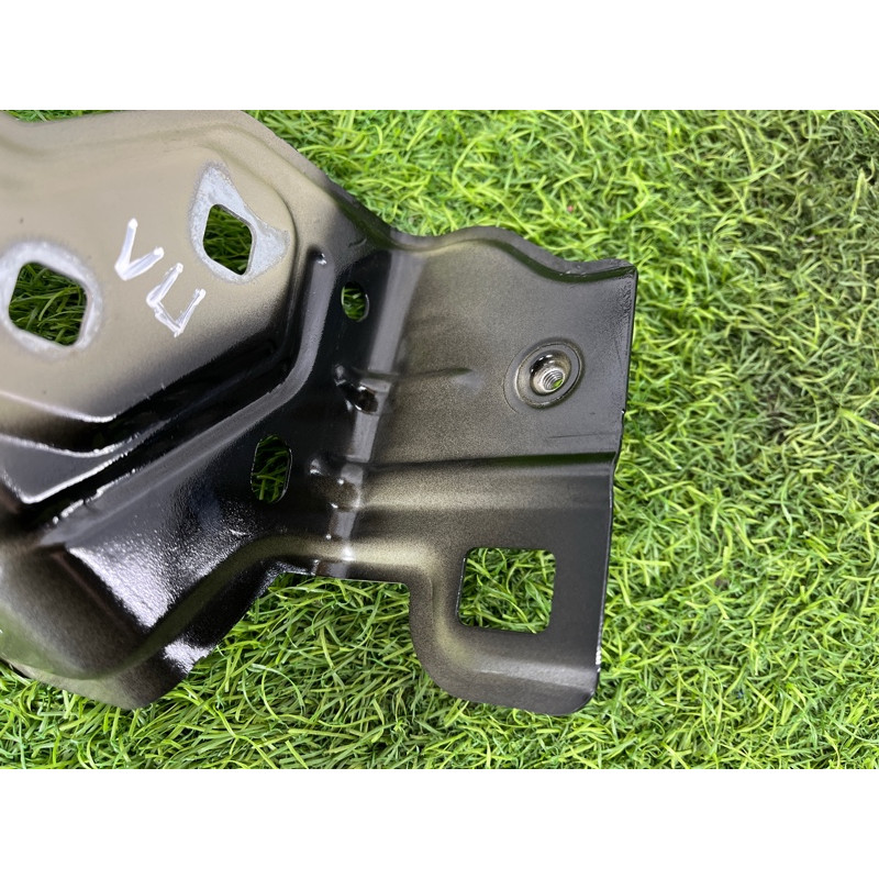 Крепление крыла (кузов и элементы) Mercedes-Benz EQB 350 X243 2022 A2438808900