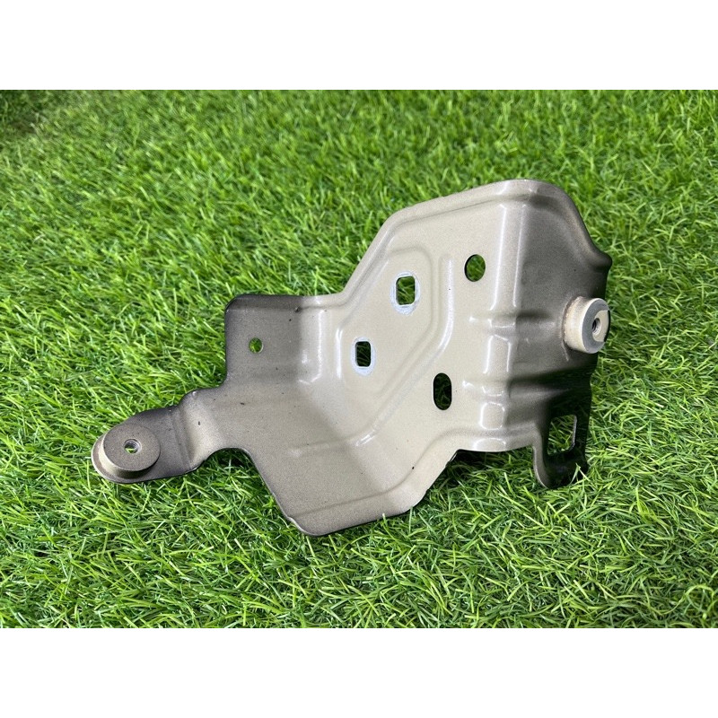 Крепление крыла (кузов и элементы) Mercedes-Benz EQB 350 X243 2022 A2438809000