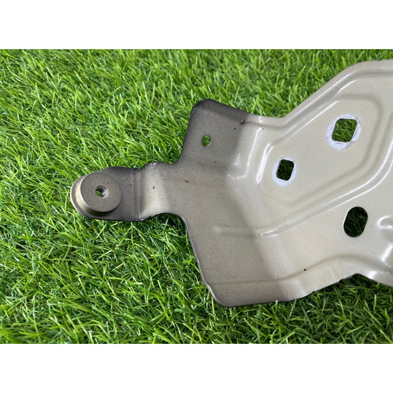 Крепление крыла (кузов и элементы) Mercedes-Benz EQB 350 X243 2022 A2438809000