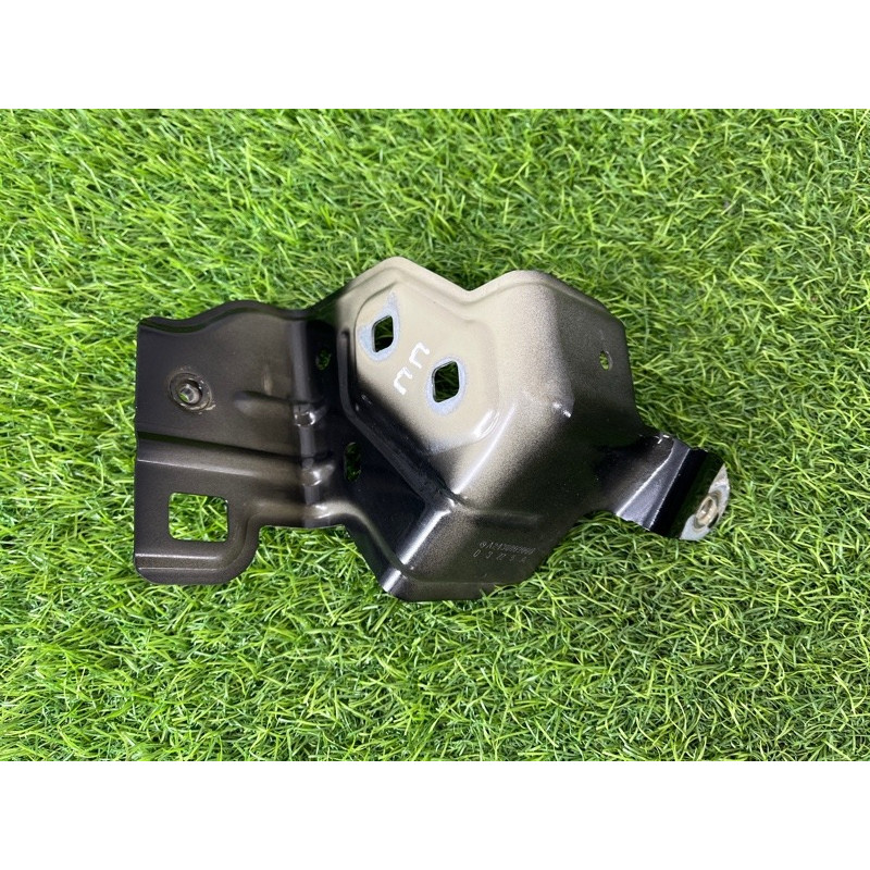 Крепление крыла (кузов и элементы) Mercedes-Benz EQB 350 X243 2022 A2438809000