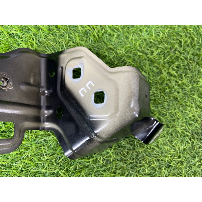 Крепление крыла (кузов и элементы) Mercedes-Benz EQB 350 X243 2022 A2438809000