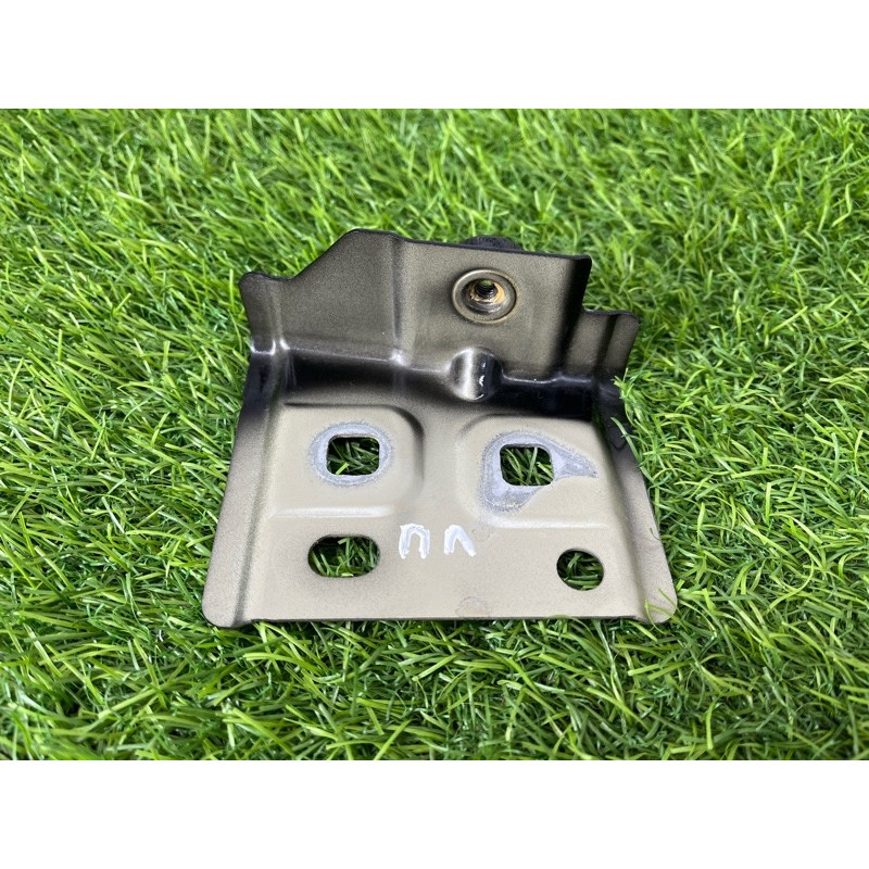 Крепление крыла (кузов и элементы) Mercedes-Benz EQB 350 X243 2022 A2476205700