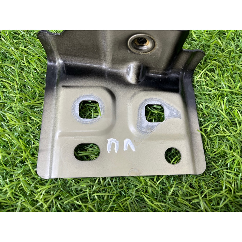 Крепление крыла (кузов и элементы) Mercedes-Benz EQB 350 X243 2022 A2476205700