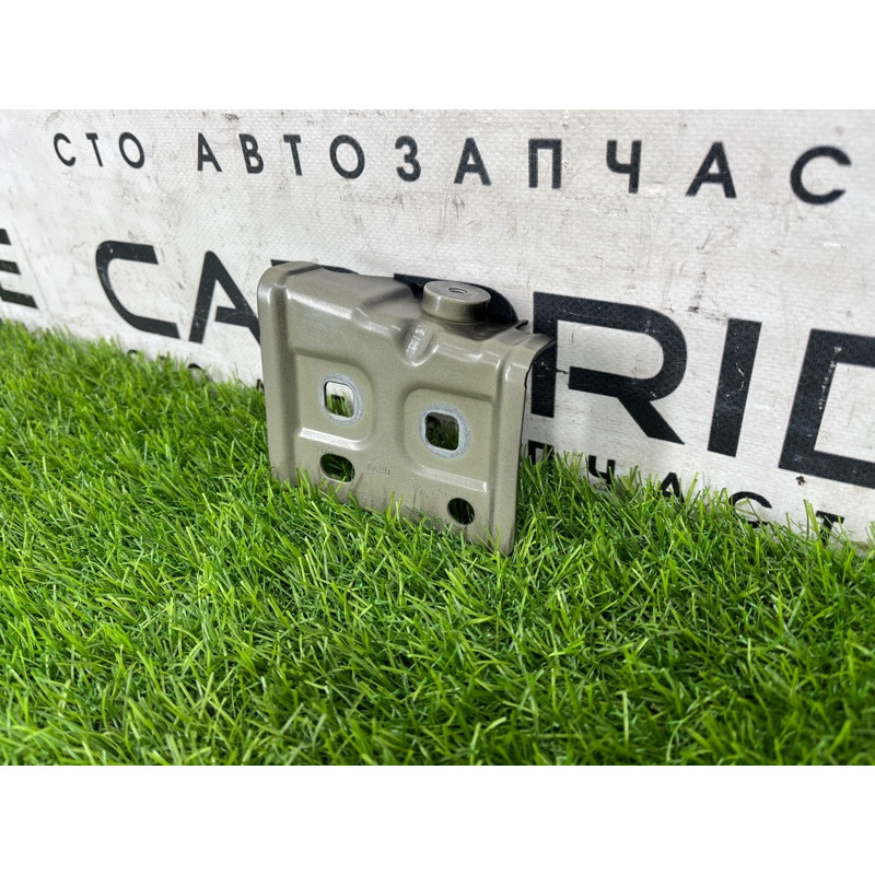 Крепление крыла (кузов и элементы) Mercedes-Benz EQB 350 X243 2022 A2476205800