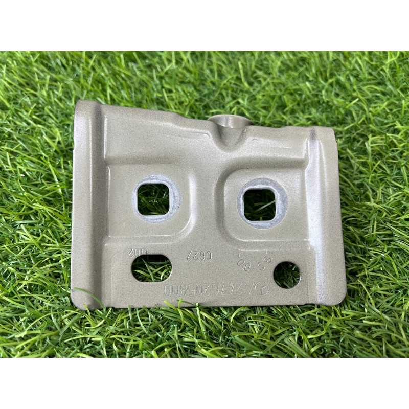 Крепление крыла (кузов и элементы) Mercedes-Benz EQB 350 X243 2022 A2476205800