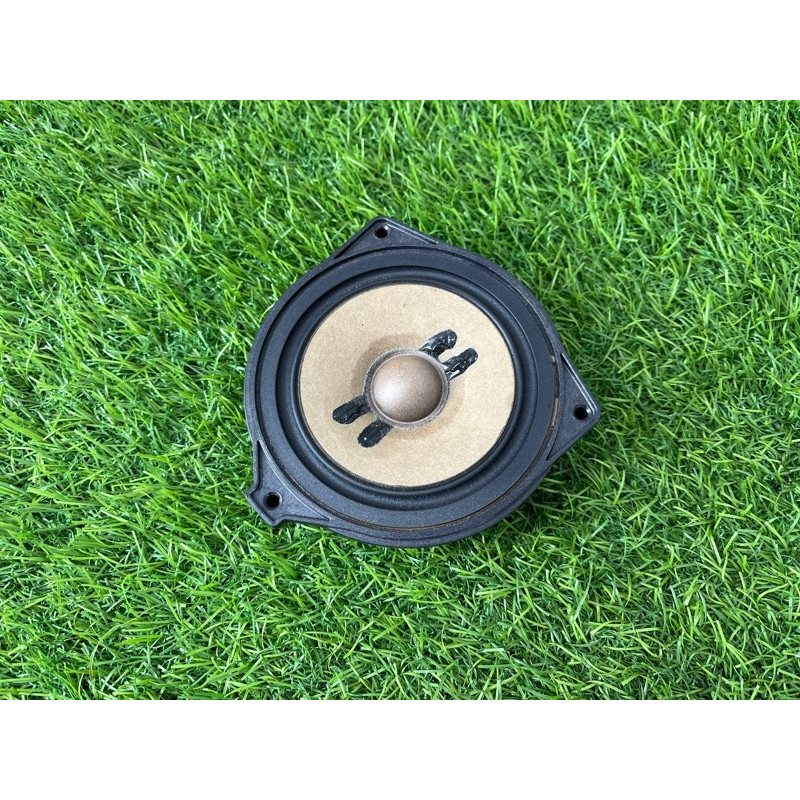 Центральный динамик в торпеду (электрика) Mercedes-Benz EQB 350 X243 2022 A2478202901