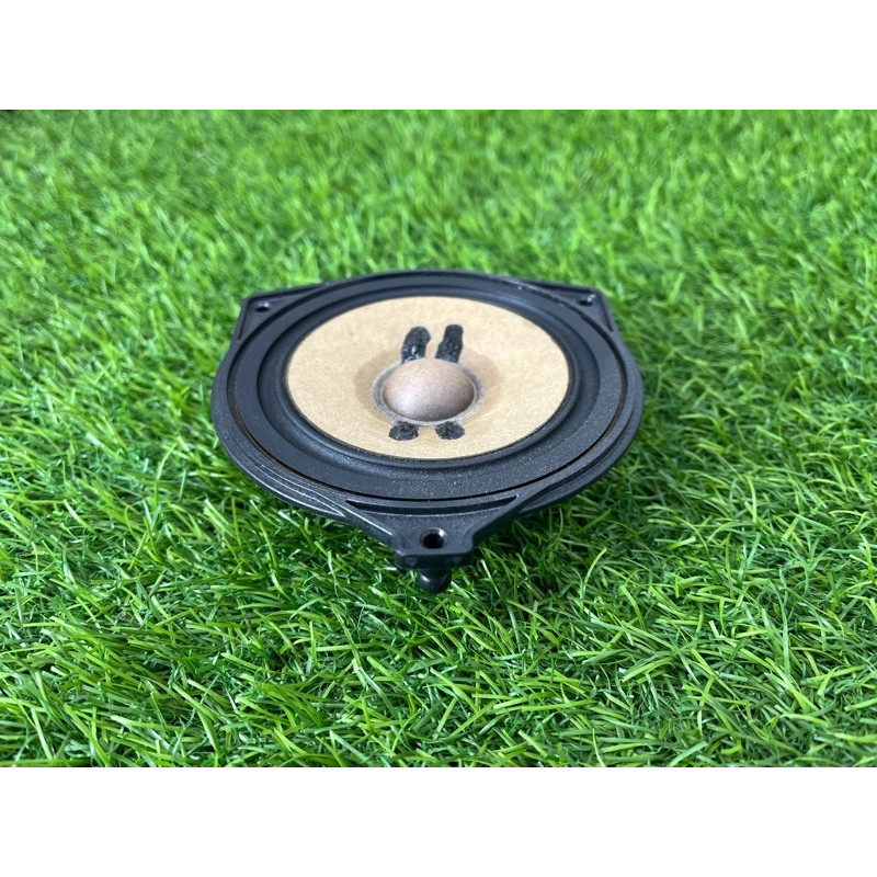 Центральный динамик в торпеду (электрика) Mercedes-Benz EQB 350 X243 2022 A2478202901