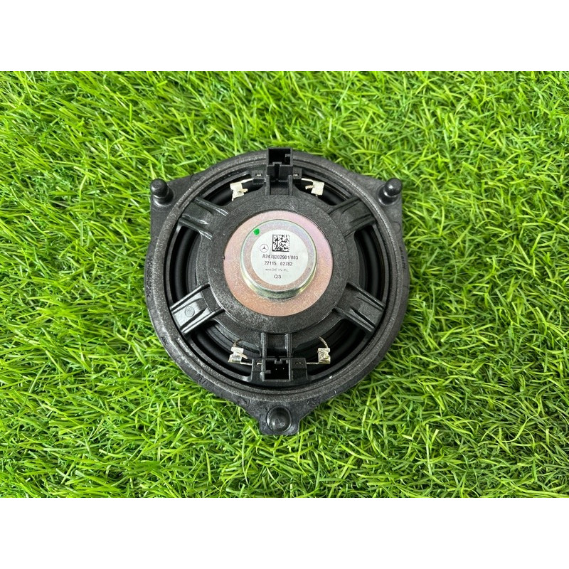 Центральный динамик в торпеду (электрика) Mercedes-Benz EQB 350 X243 2022 A2478202901