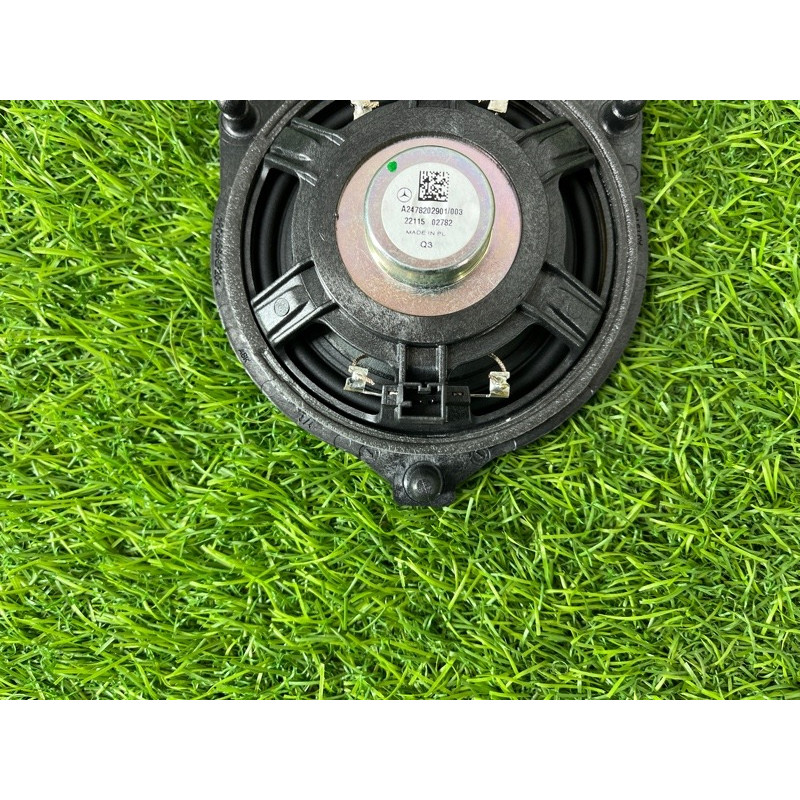 Центральный динамик в торпеду (электрика) Mercedes-Benz EQB 350 X243 2022 A2478202901