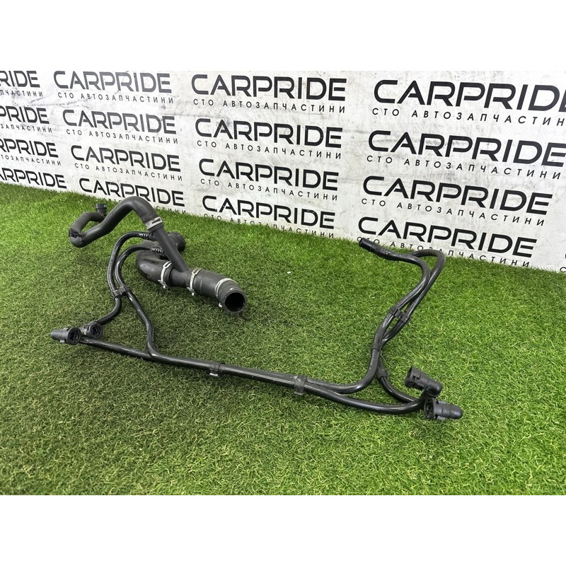 Патрубок (система охлаждения) LAND ROVER Range Rover L405 2016 5.0 LR034637