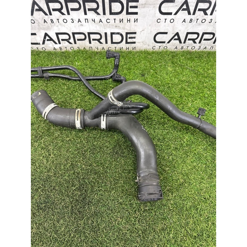 Патрубок (система охлаждения) LAND ROVER Range Rover L405 2016 5.0 LR034637