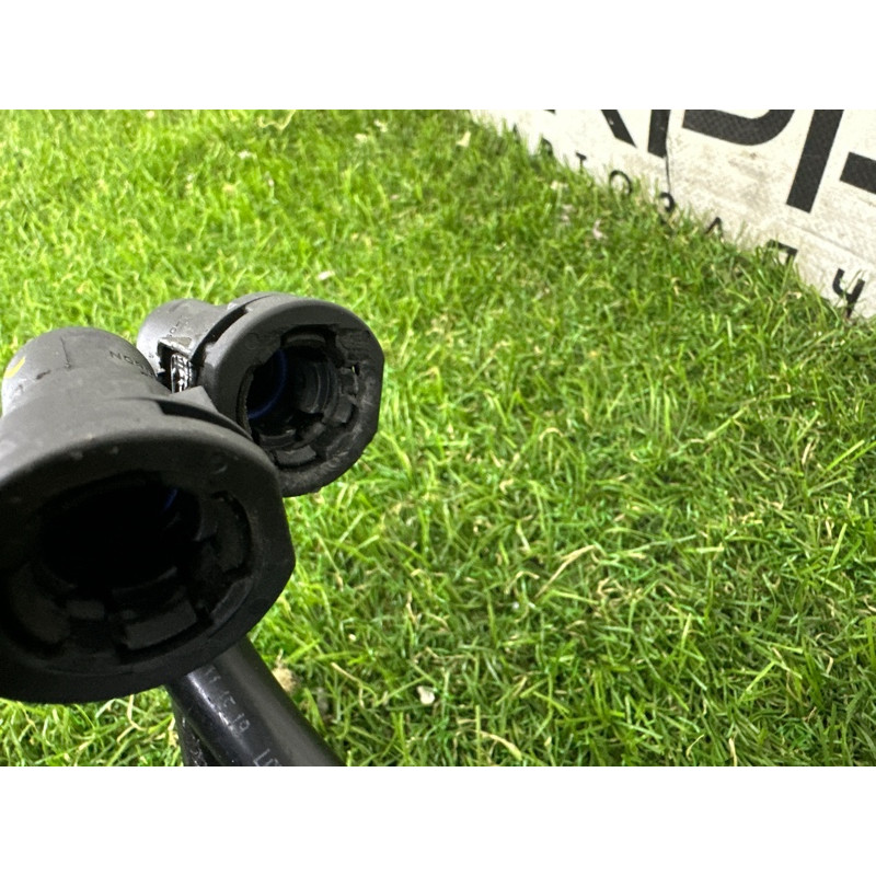 Патрубок (система охлаждения) LAND ROVER Range Rover L405 2016 5.0 LR034637