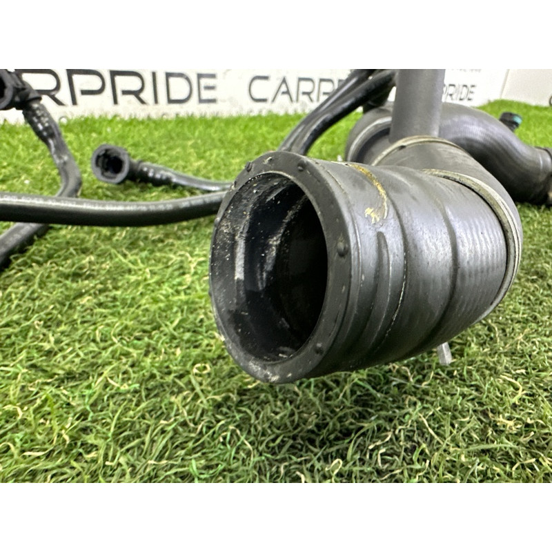 Патрубок (система охлаждения) LAND ROVER Range Rover L405 2016 5.0 LR034637