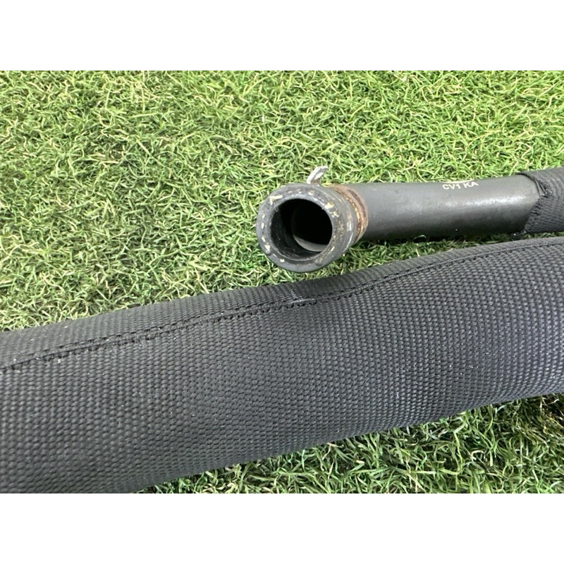 Патрубок (система охлаждения) LAND ROVER Range Rover L405 2016 5.0 LR042893