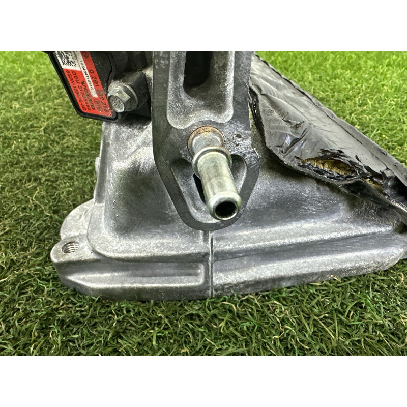 Коллектор впускной (впускная система) LAND ROVER Range Rover L405 2016 5.0 LR042173