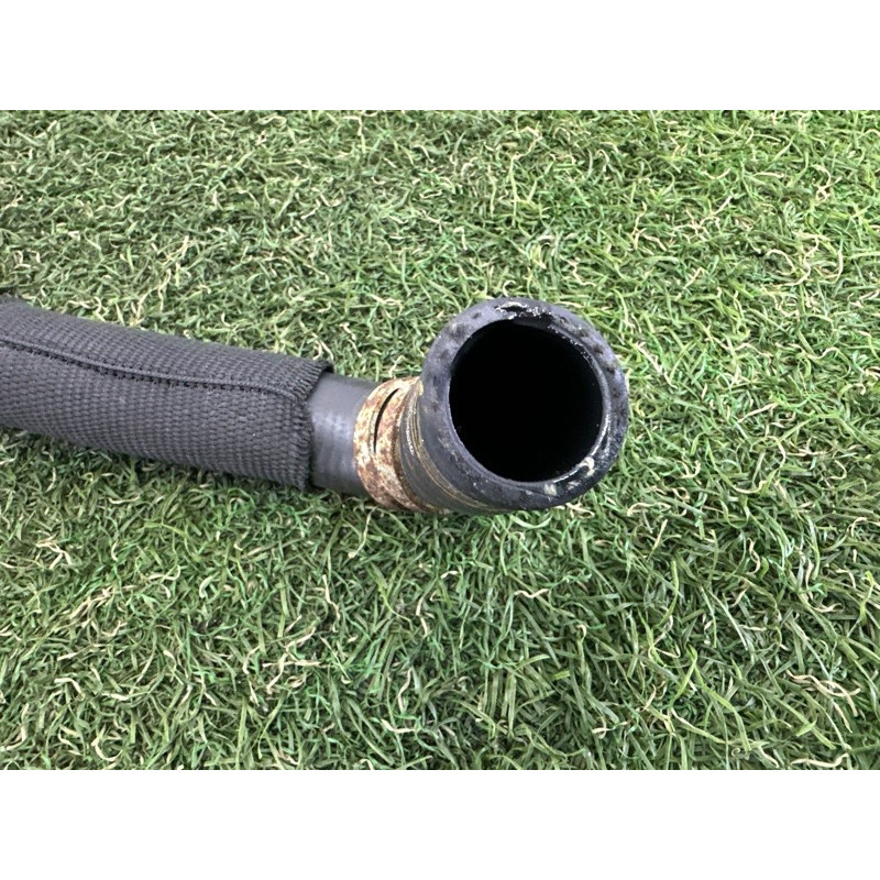 Патрубок (система охлаждения) LAND ROVER Range Rover L405 2016 5.0 LR062459