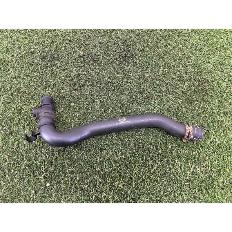 Патрубок (система охлаждения) LAND ROVER Range Rover L405 2016 5.0 LR062460