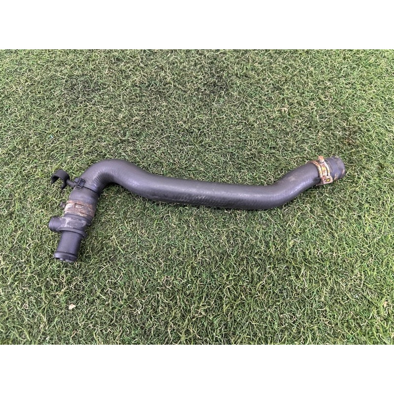 Патрубок (система охлаждения) LAND ROVER Range Rover L405 2016 5.0 LR062460