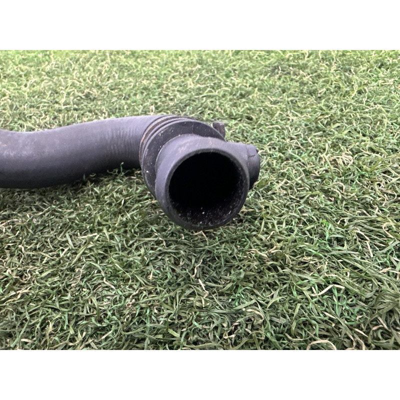 Патрубок (система охлаждения) LAND ROVER Range Rover L405 2016 5.0 LR062460