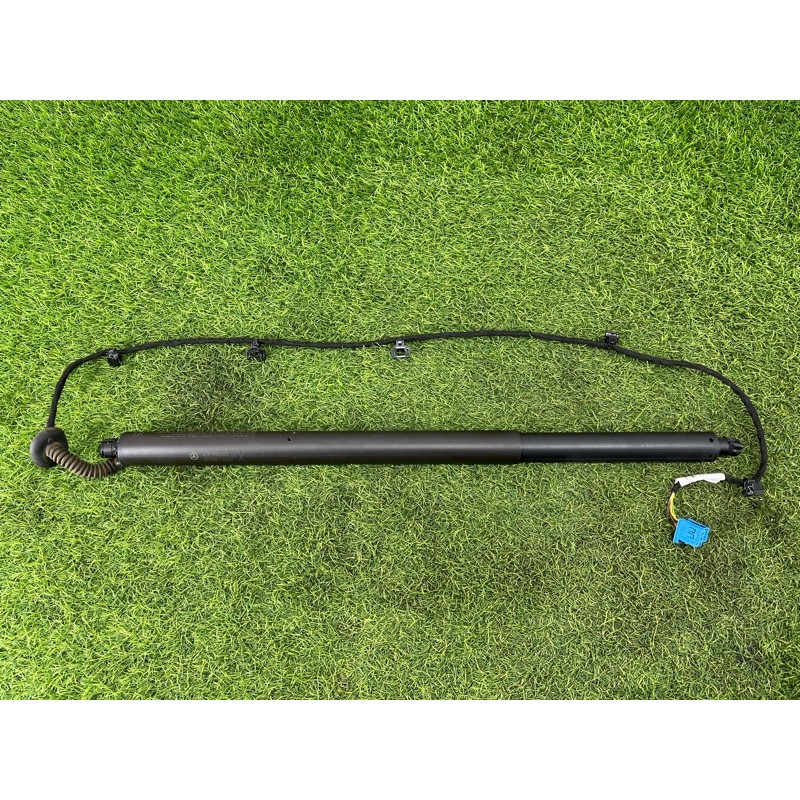 Амортизатор багажника (кузов и элементы) Mercedes-Benz EQB 350 X243 2022 A2478902600