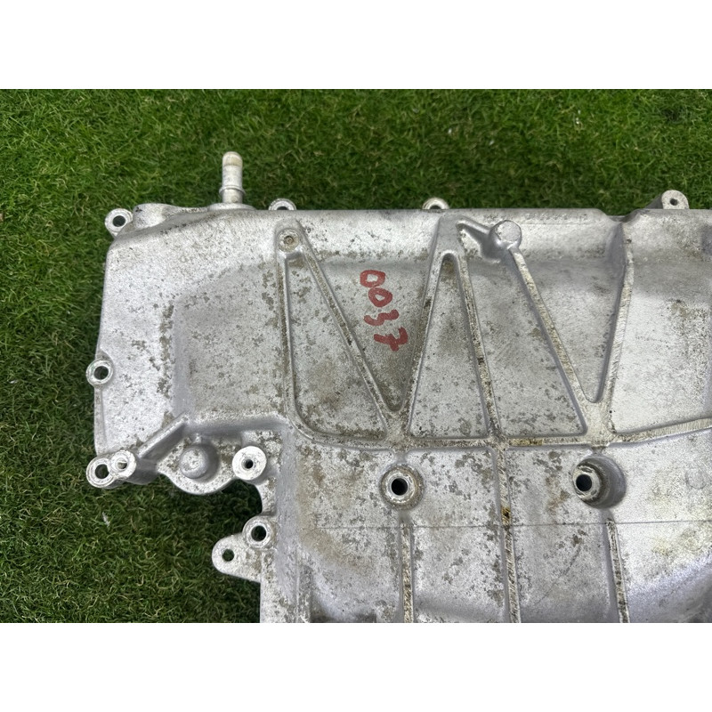 Коллектор впускной (впускная система) LAND ROVER Range Rover L405 2016 5.0 LR083608