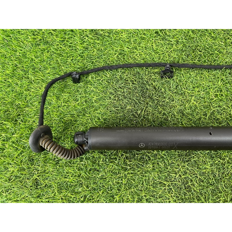 Амортизатор багажника (кузов и элементы) Mercedes-Benz EQB 350 X243 2022 A2478902600