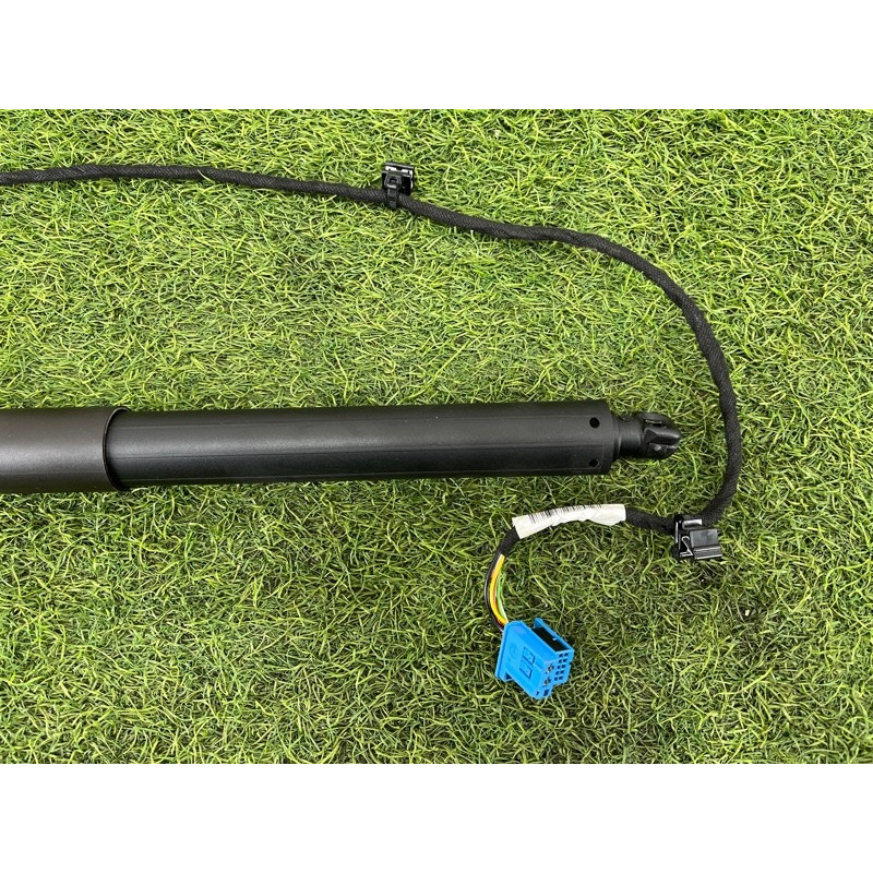 Амортизатор багажника (кузов и элементы) Mercedes-Benz EQB 350 X243 2022 A2478902600