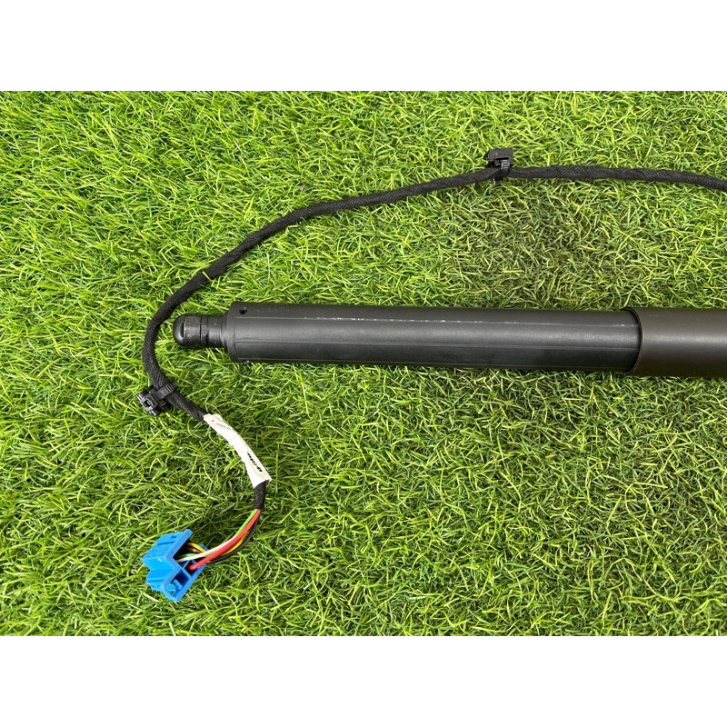 Амортизатор багажника (кузов и элементы) Mercedes-Benz EQB 350 X243 2022 A2478902600