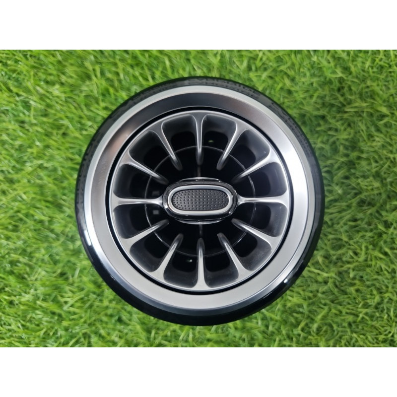 Дефлектор воздуховода (салон) Mercedes-Benz EQB 350 X243 2022 A24783068039051