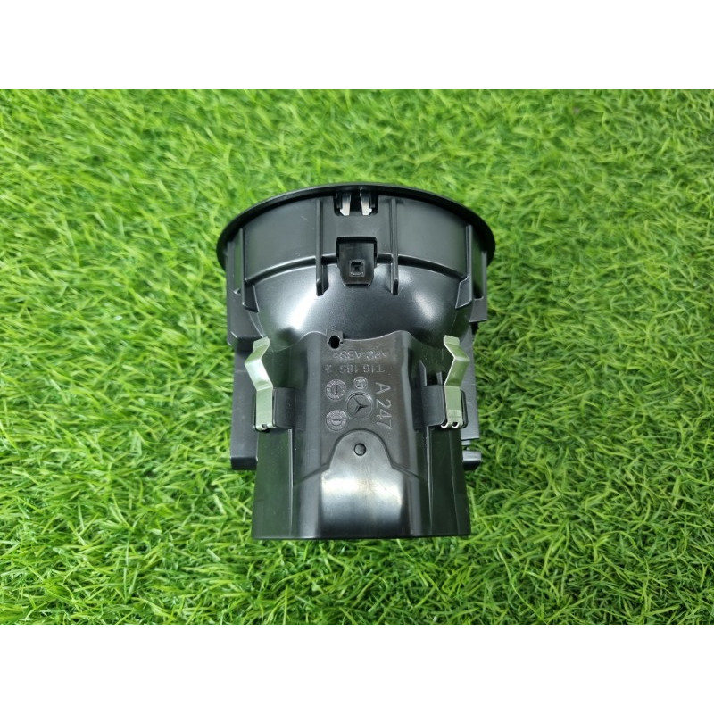 Дефлектор воздуховода (салон) Mercedes-Benz EQB 350 X243 2022 A24783068039051