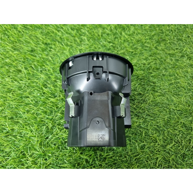 Дефлектор воздуховода (салон) Mercedes-Benz EQB 350 X243 2022 A24783068039051