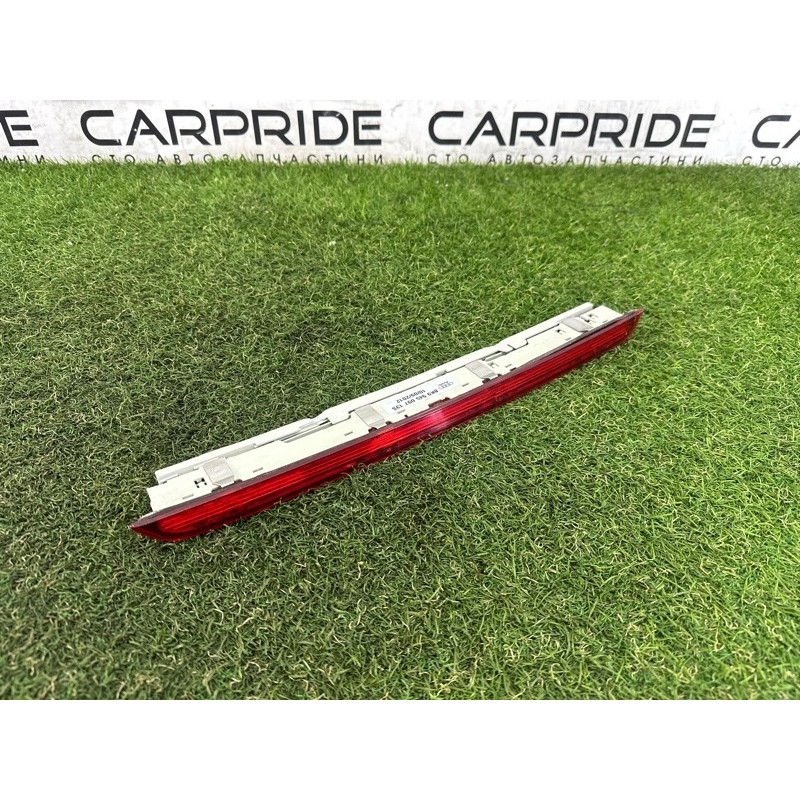 Повторитель стоп сигнала (оптика) AUDI A4 B8 2013 2.0 TFSI 8K9945097