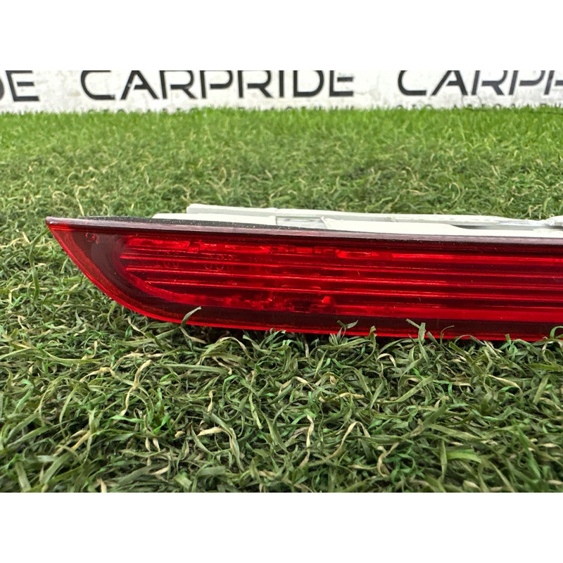 Повторитель стоп сигнала (оптика) AUDI A4 B8 2013 2.0 TFSI 8K9945097