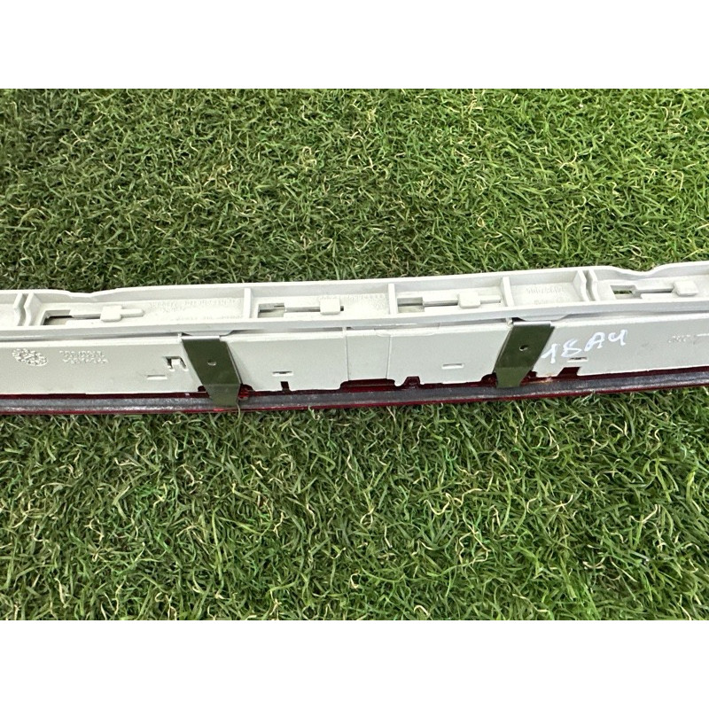 Повторитель стоп сигнала (оптика) AUDI A4 B8 2013 2.0 TFSI 8K9945097