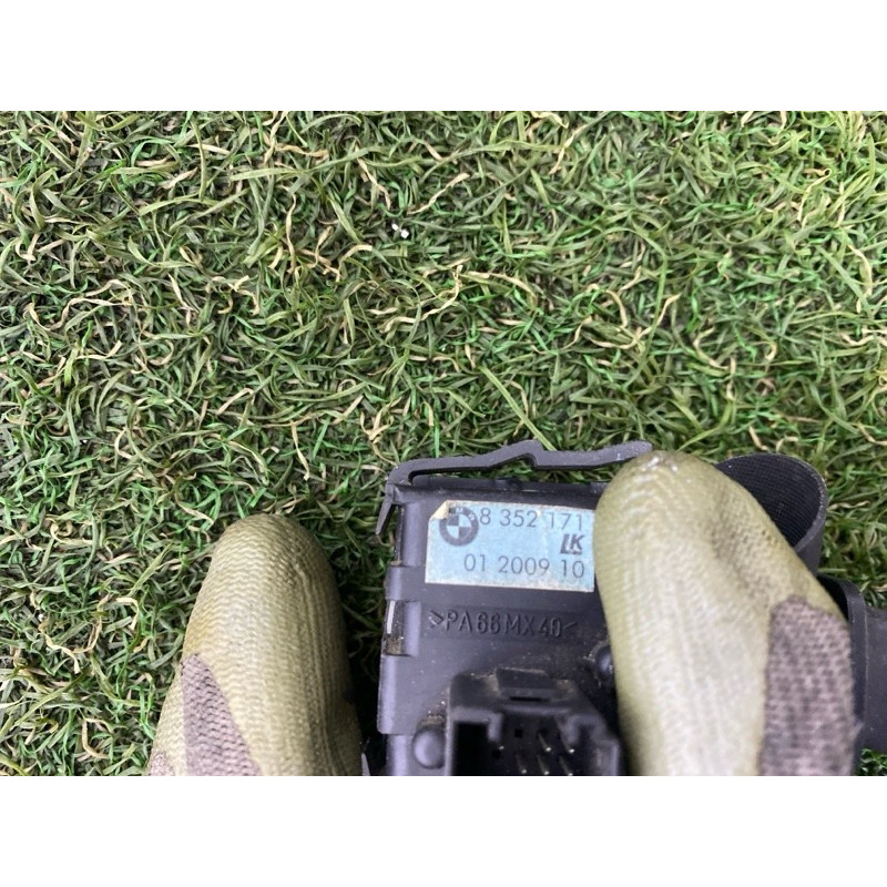 Перемикач двірників (електрика) BMW 7-series E38 1996 M60B40 61318352171