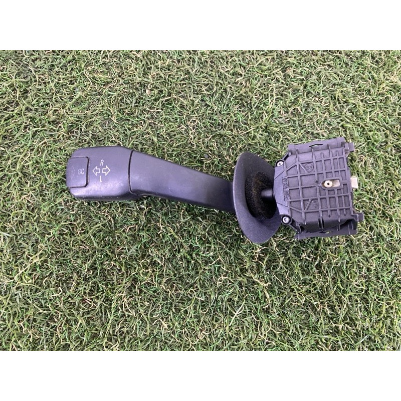 Переключатель поворотов (электрика) BMW 5-series E39 61318352172