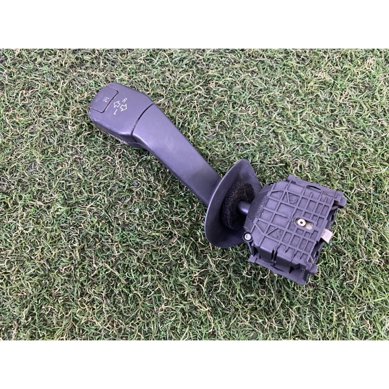 Переключатель поворотов (электрика) BMW 5-series E39 61318352172