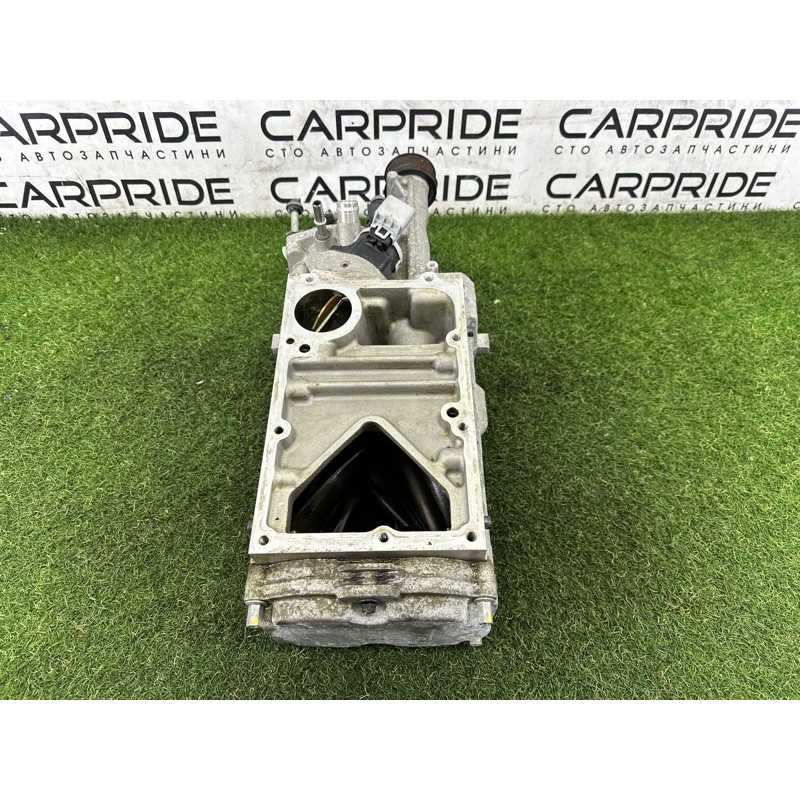 Компрессор ДВС (впускная система) LAND ROVER Range Rover L405 2016 5.0 LR088998