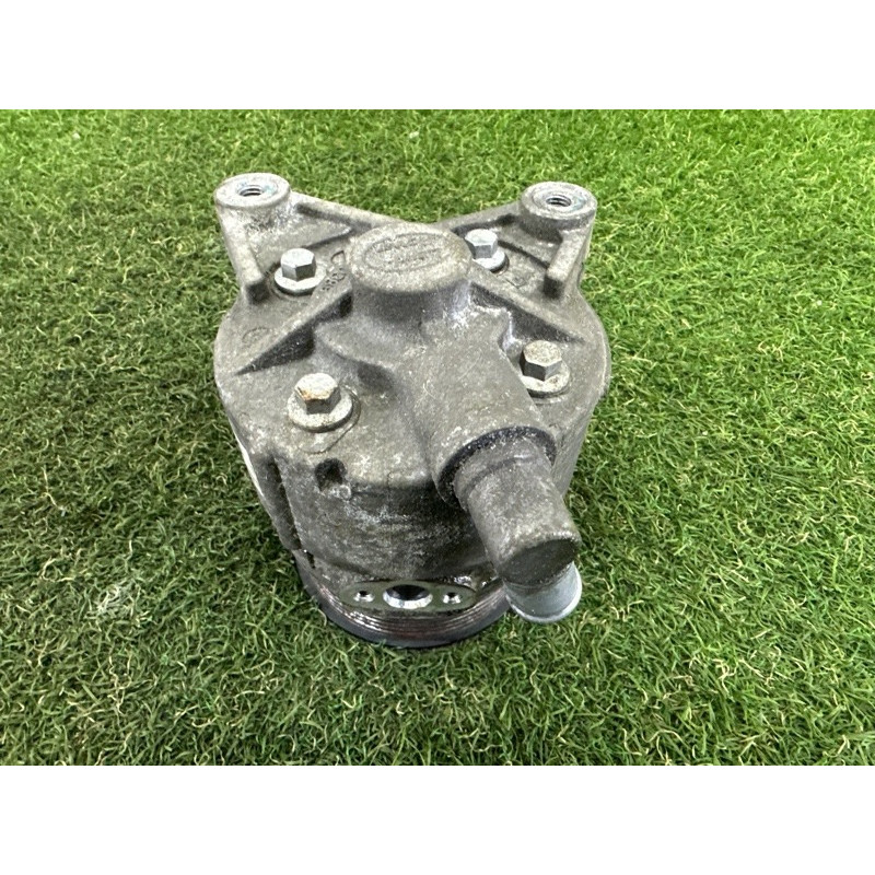 Насос гидроусилителя руля (рулевое управление) LAND ROVER Range Rover L405 2016 5.0 LR035471