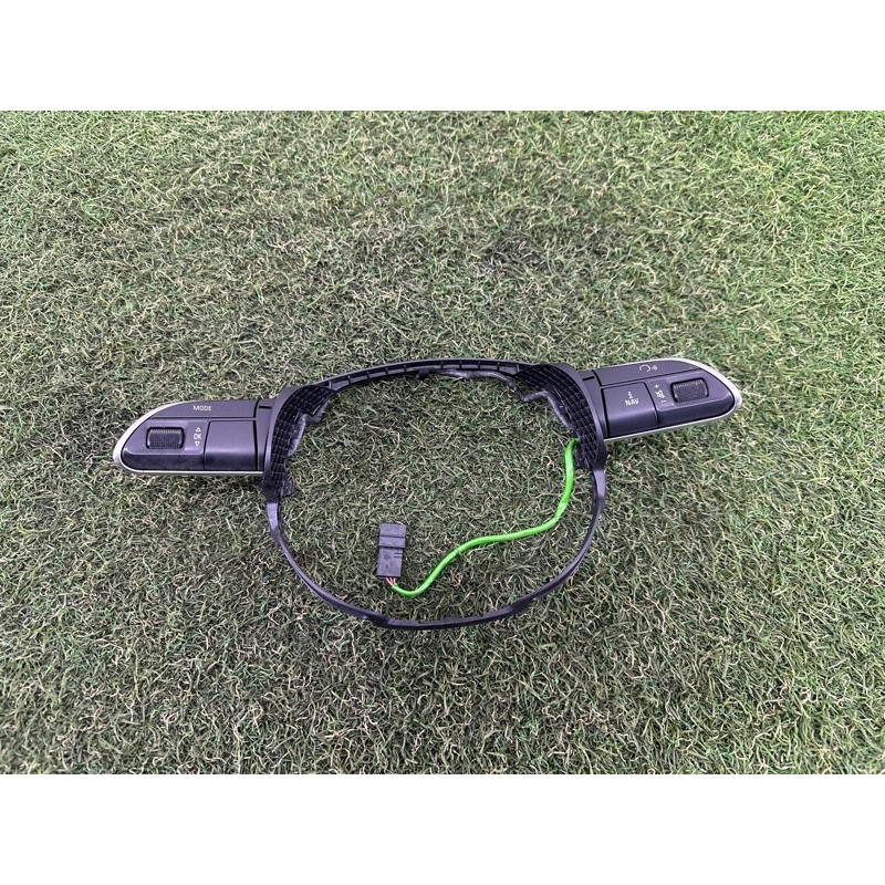 Кнопки руля (электрика / кнопки) AUDI A4 B8 2014 2.0 TFSI 4L0951523CXHA