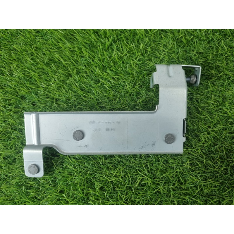 Кронштейн звукового сигнала (кузов и элементы) Mercedes-Benz EQB 350 X243 2022 A2435454500