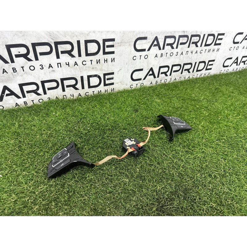 Кнопки руля (электрика / кнопки) Volkswagen Touareg NF 2011 3.6 7P6959537