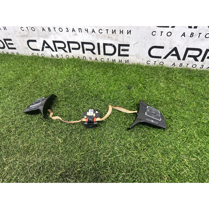 Кнопки руля (электрика / кнопки) Volkswagen Touareg NF 2011 3.6 7P6959537