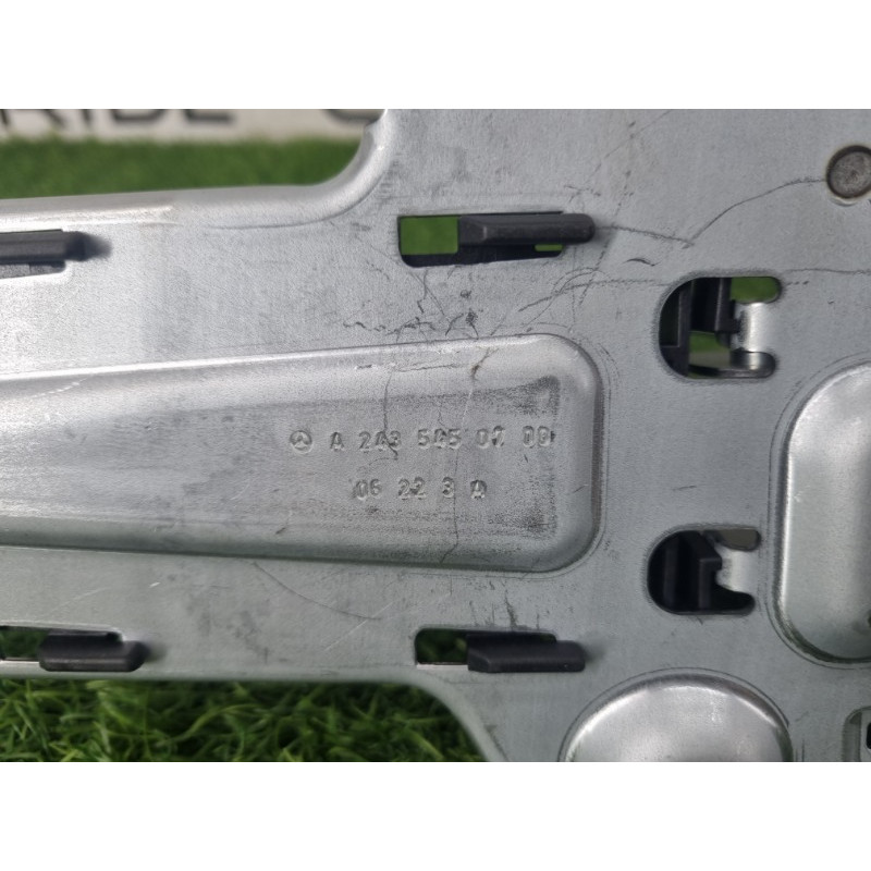 Кронштейн блока управления (кузов и элементы) Mercedes-Benz EQB 350 X243 2022 A2435450700