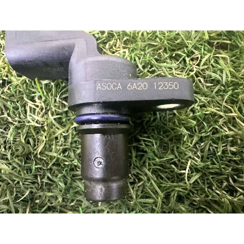 Датчик положения распредвала (электрика двигателя) LAND ROVER Range Rover Evoque L538 2016 2.0 LR084884