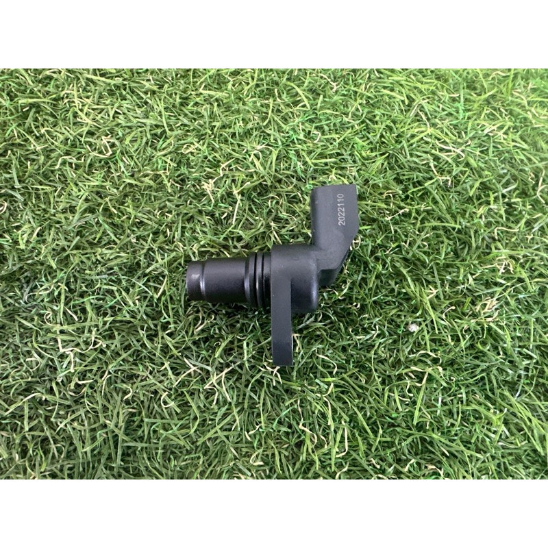 Датчик положения распредвала (электрика двигателя) LAND ROVER Range Rover Evoque L538 2016 2.0 LR084884