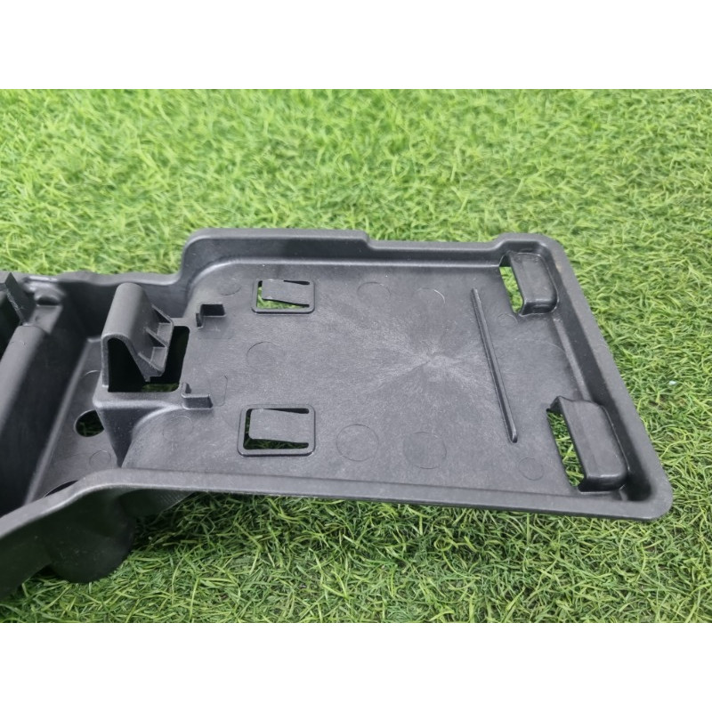 Кронштейн усилителя звука (кузов и элементы) Mercedes-Benz EQB 350 X243 2022 A2435459100